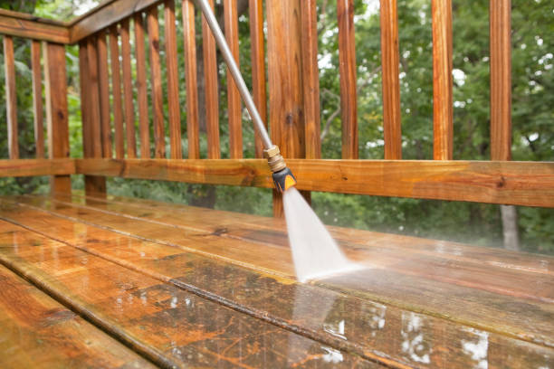 Why Choose Our Pressure Washing Services in Illinois